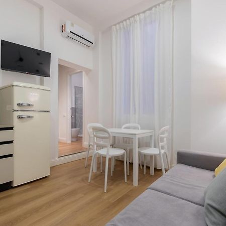 Appartamento Nuovo intimo APT a 10min dal Duomo Milano Esterno foto