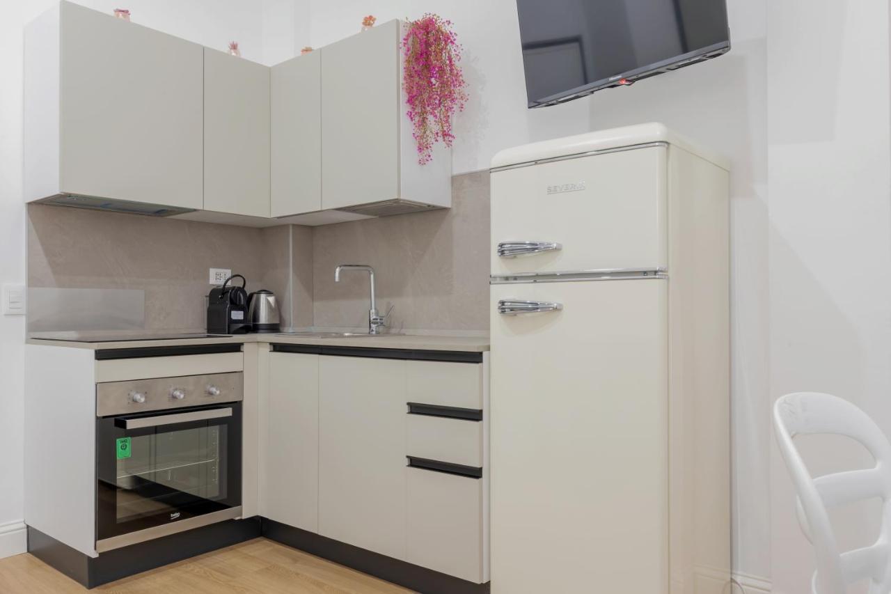 Appartamento Nuovo intimo APT a 10min dal Duomo Milano Esterno foto
